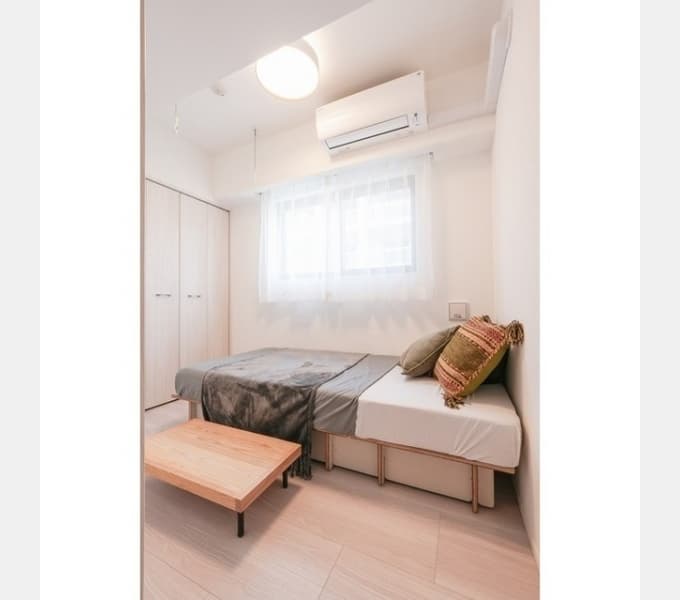 Room image 9