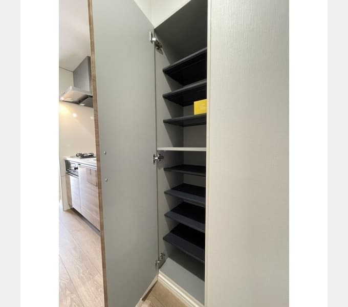 Room image 13