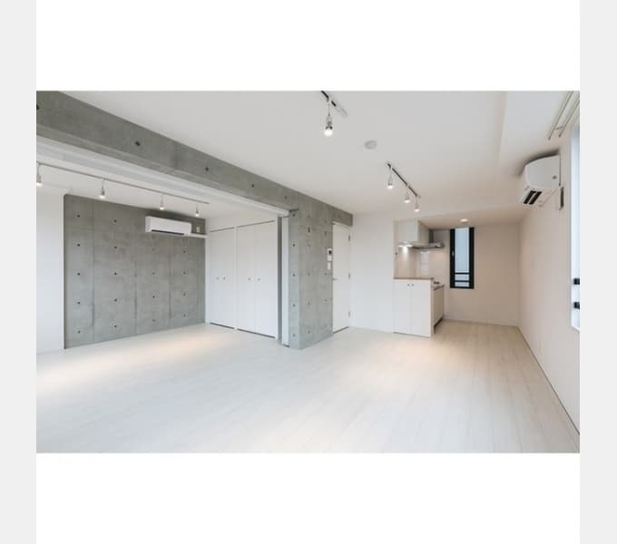 Room image 14
