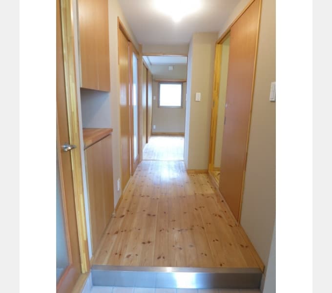 Room image 9