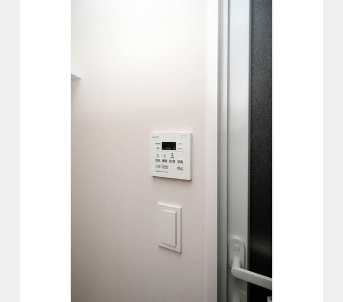 Room image 12