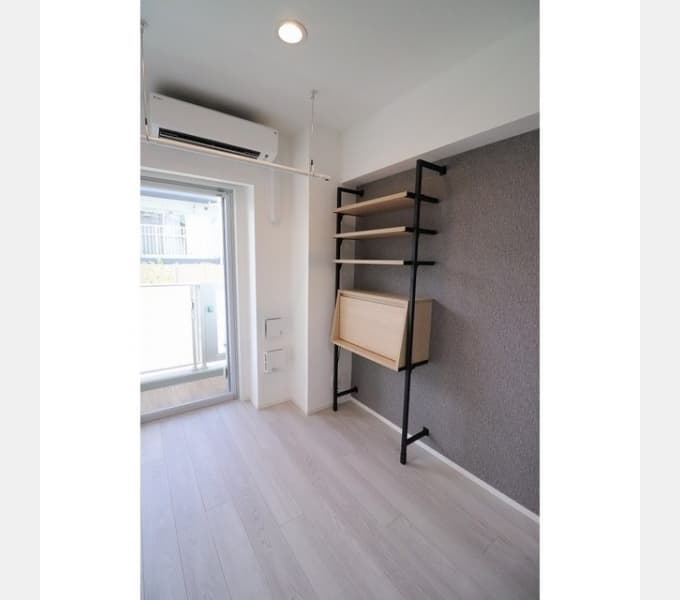 Room image 9