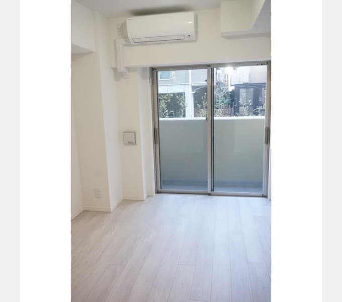Room image 9