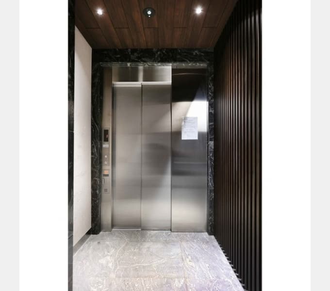 Room image 12
