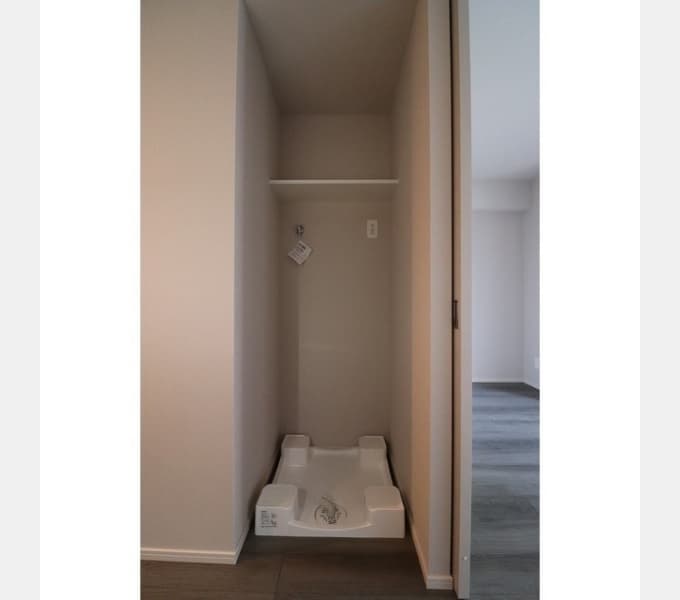 Room image 13