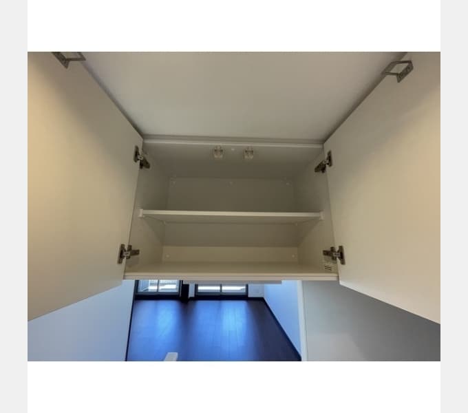 Room image 16