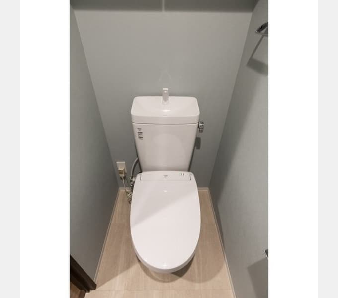 Room image 8