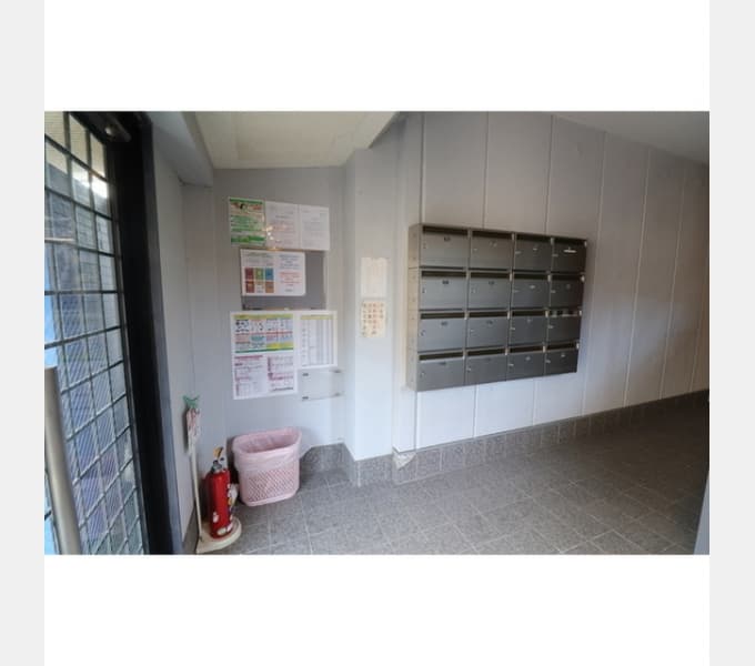 Room image 13