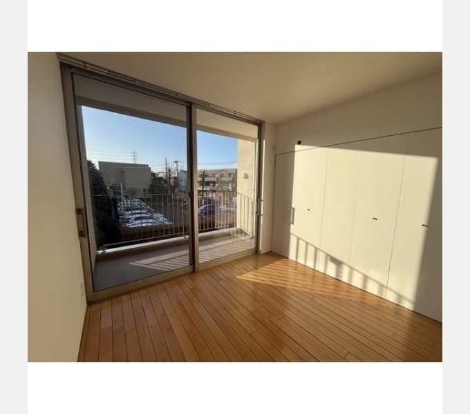 Preview interior of KINOWA