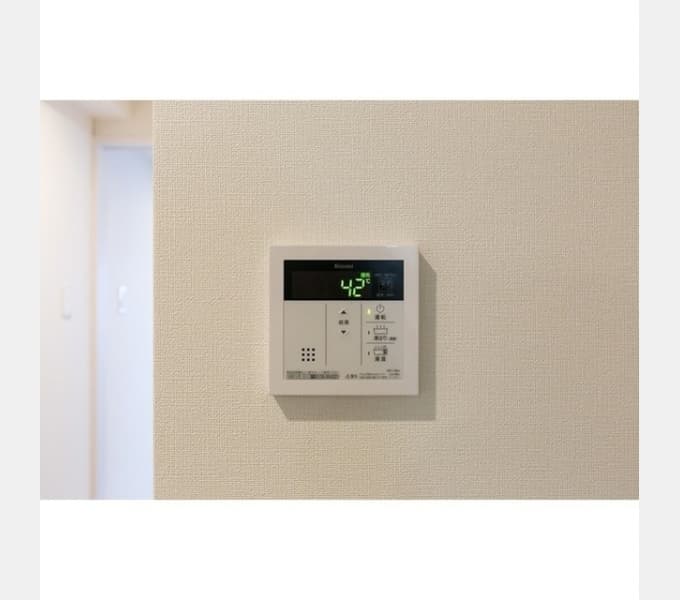 Room image 12