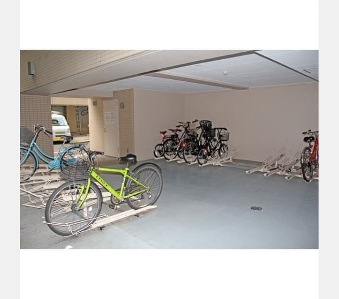 Room image 16