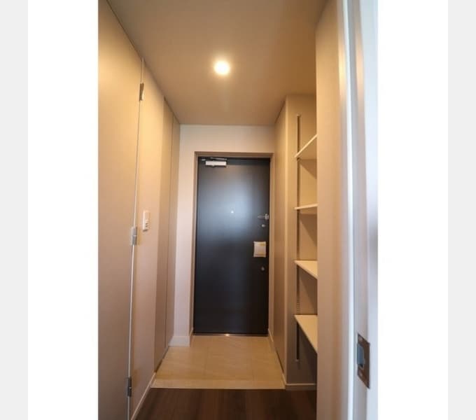 Room image 9
