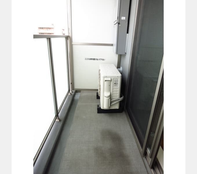 Room image 9
