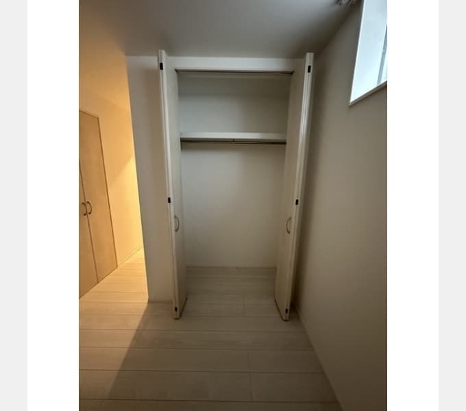 Preview interior of Kolet Yokohama Rokkaku Bridge #05