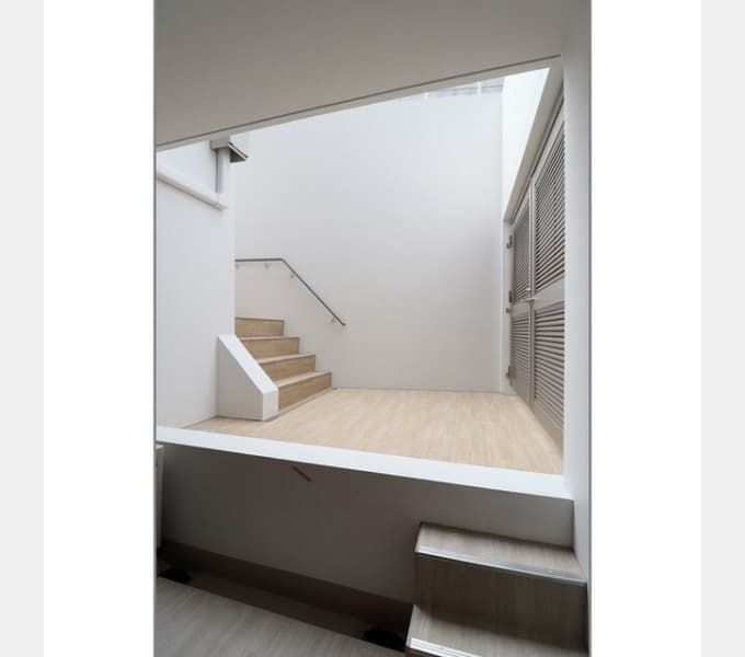Room image 10