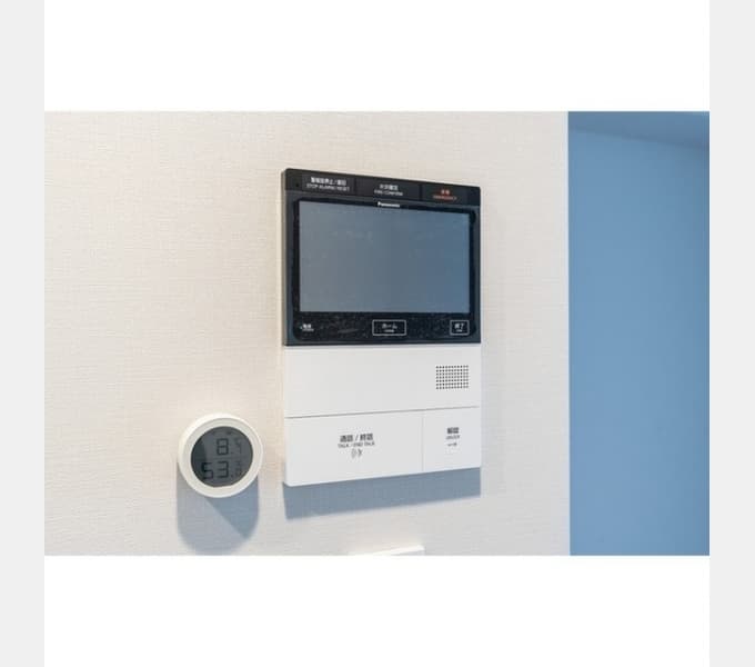 Room image 11