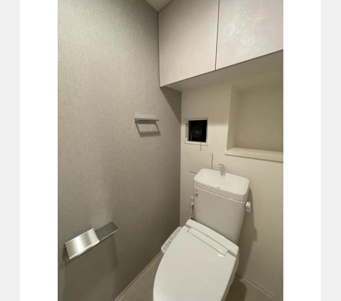 Room image 8