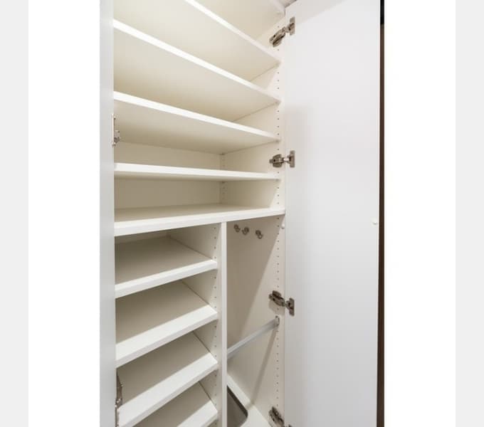 Room image 13