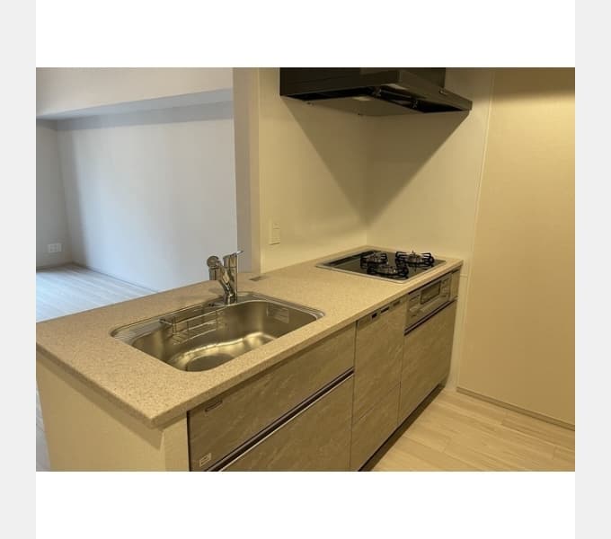 Room image 12