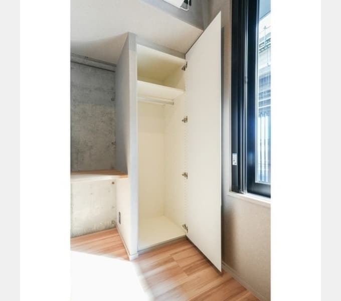 Room image 15