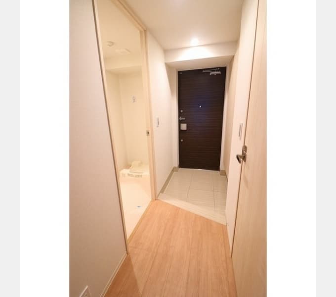Room image 10