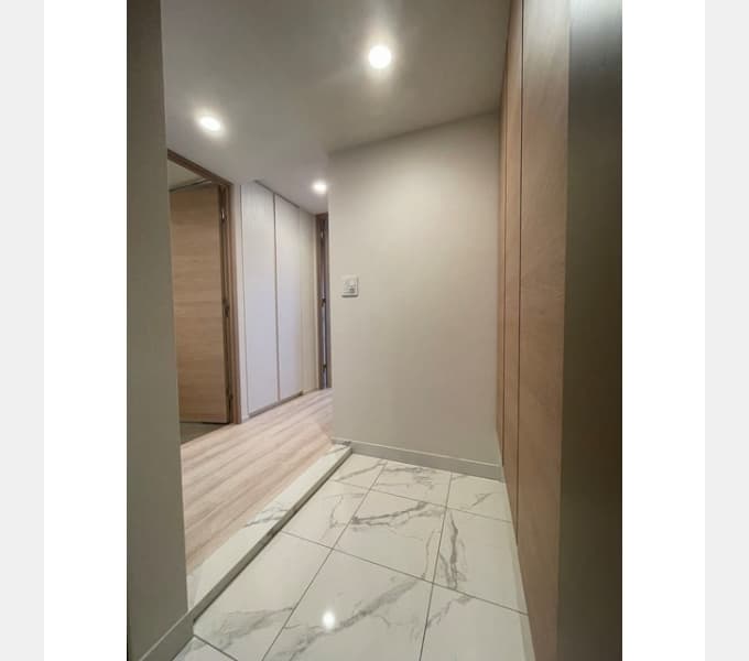 Room image 16