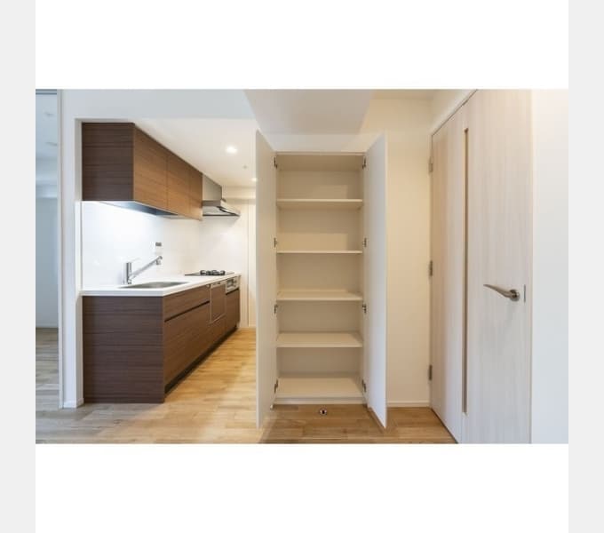 Room image 15