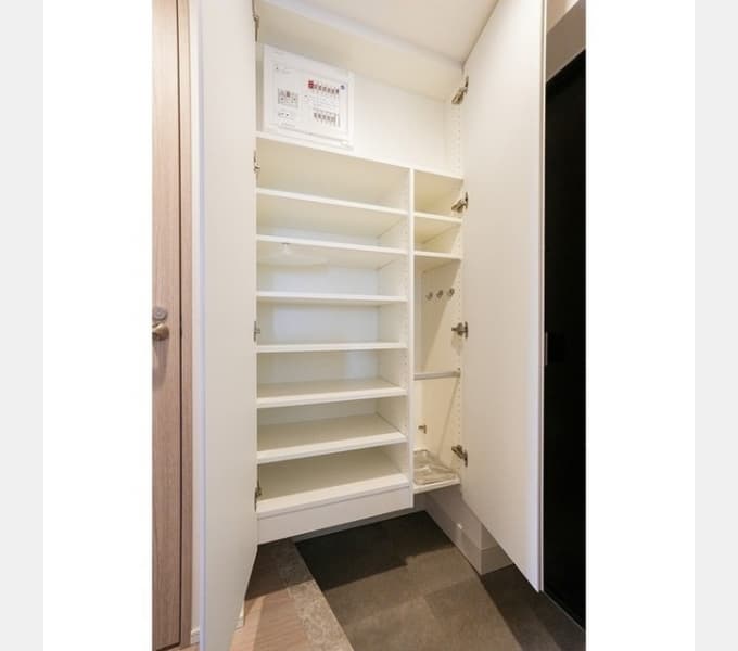 Room image 13