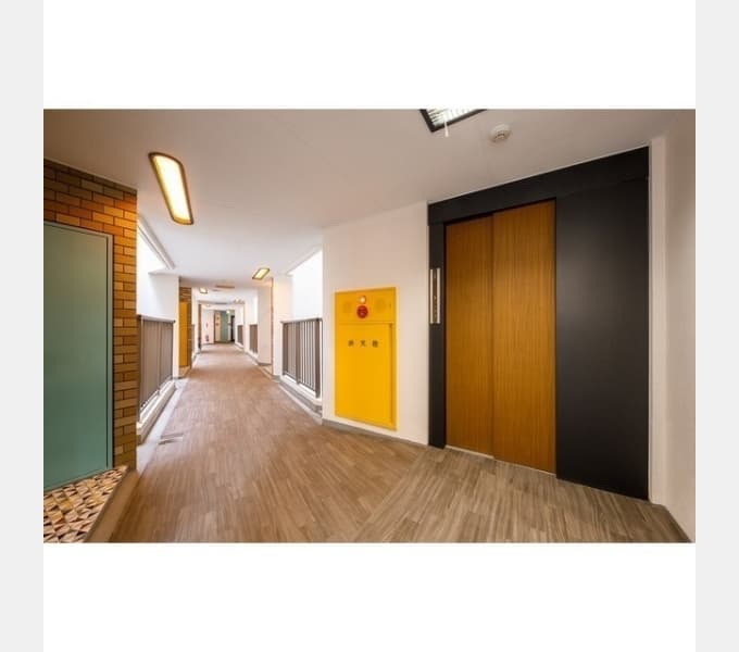 Room image 11