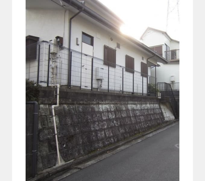 Main exterior of Kamikashiocho rental house