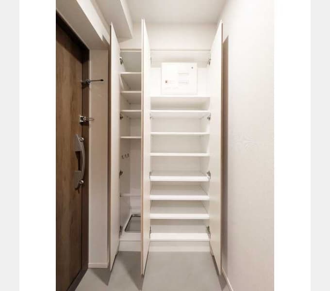 Room image 14