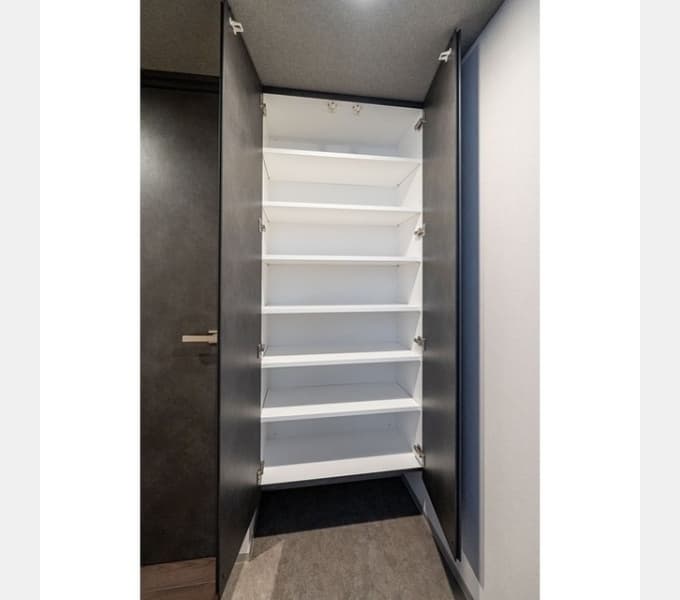 Room image 13