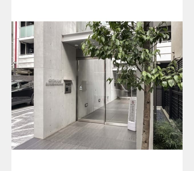 Room image 13