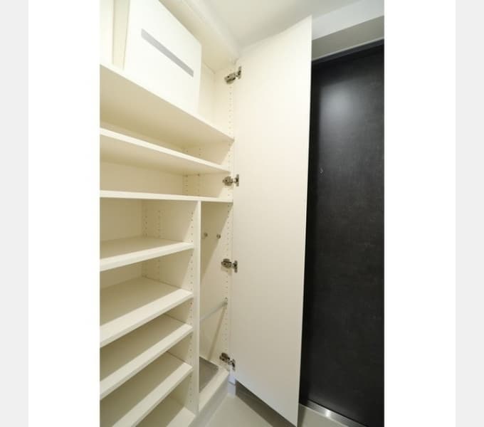 Room image 14