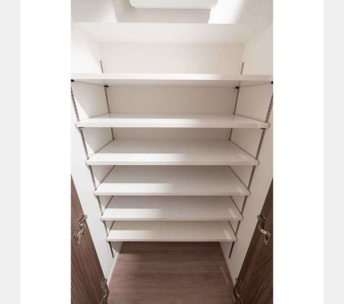 Room image 13
