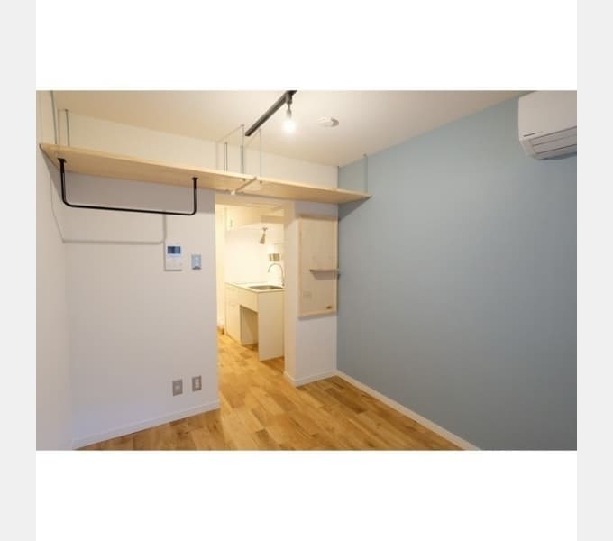 Room image 14
