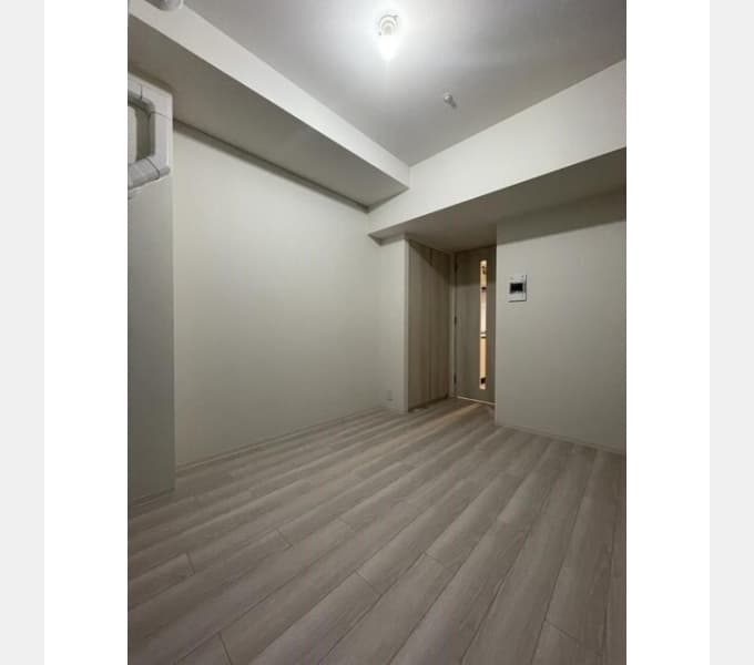 Room image 12