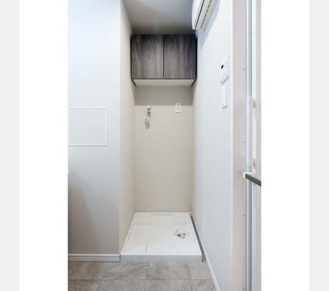 Room image 13