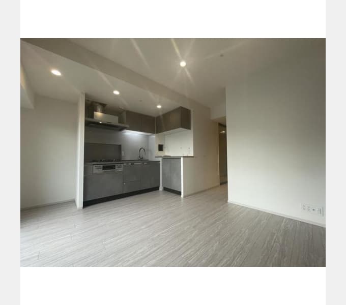 Room image 15
