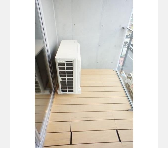 Room image 10
