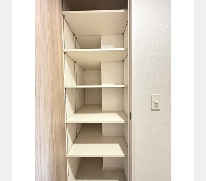 Room image 13