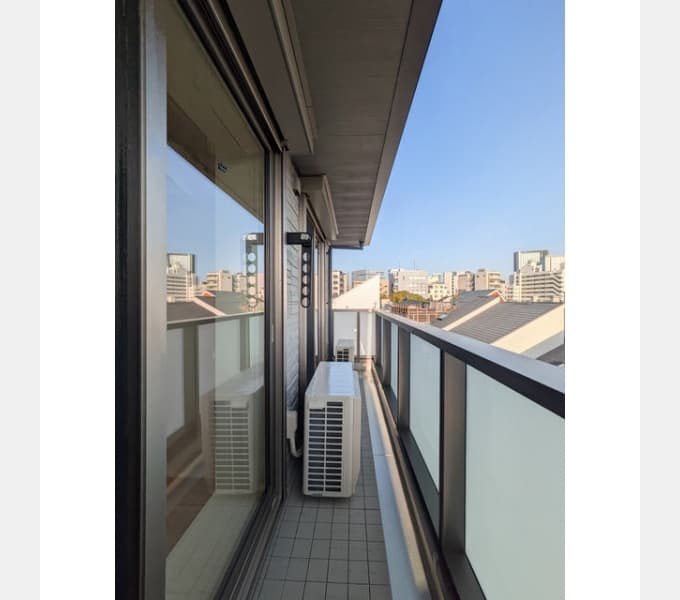 Room image 10