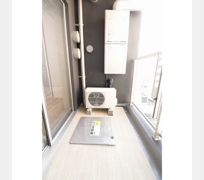 Room image 10