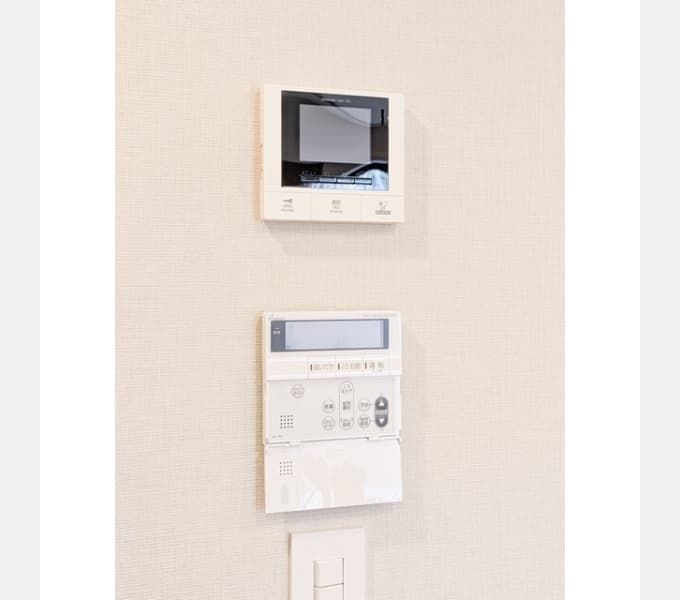 Room image 12