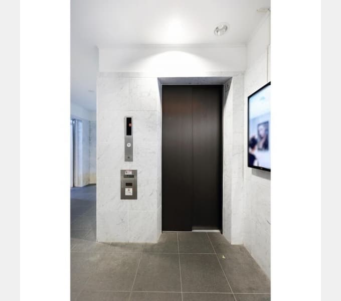 Room image 13