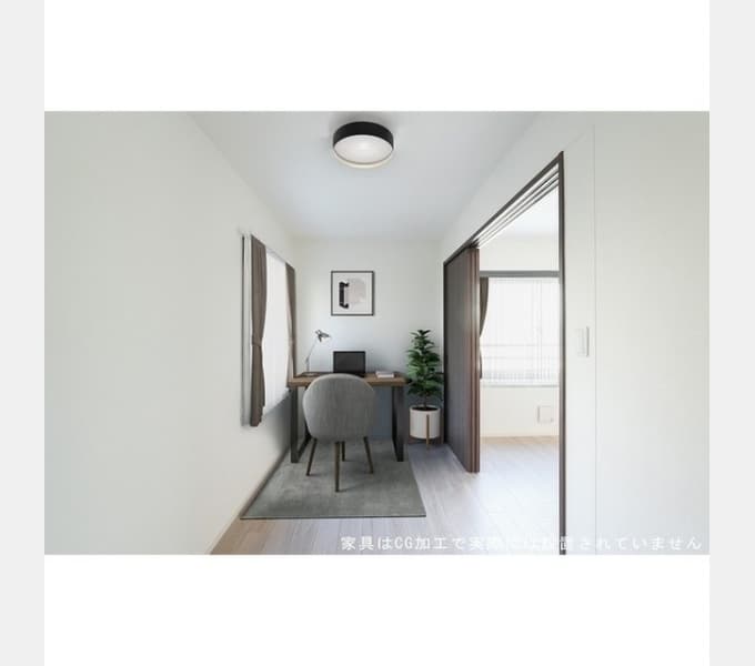 Room image 10