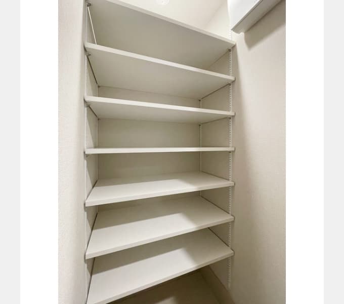 Room image 13