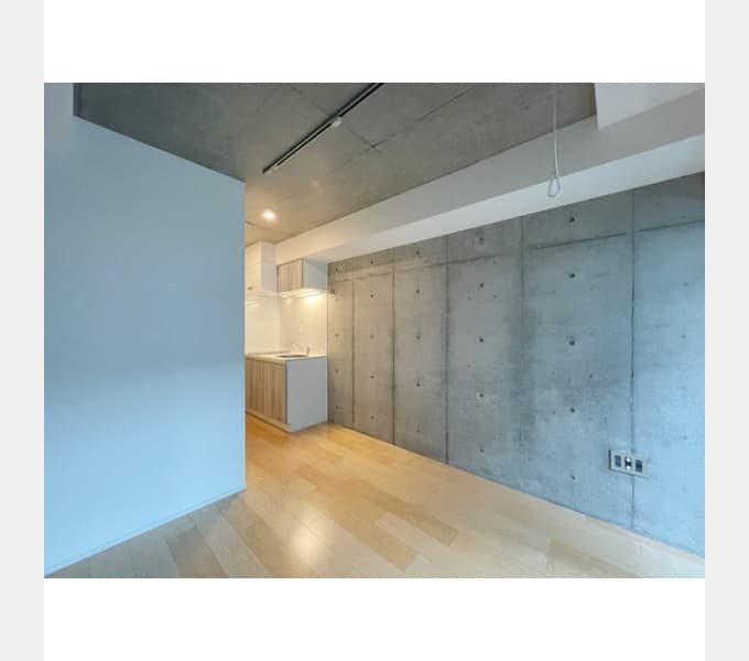 Room image 15