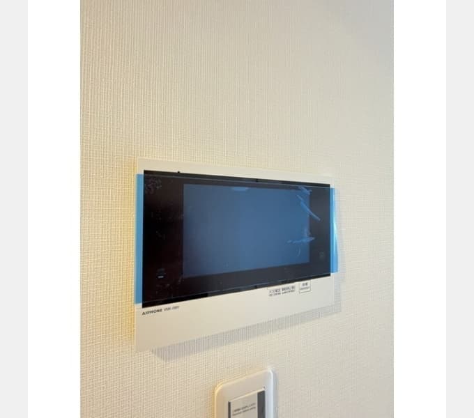 Room image 11