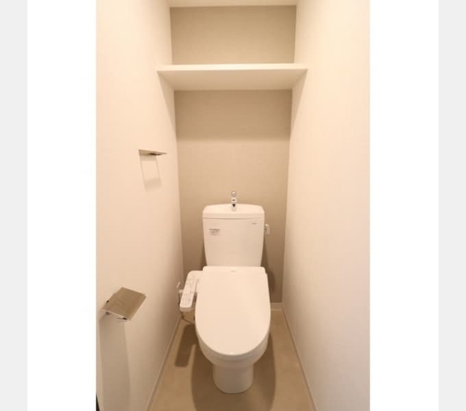 Room image 8